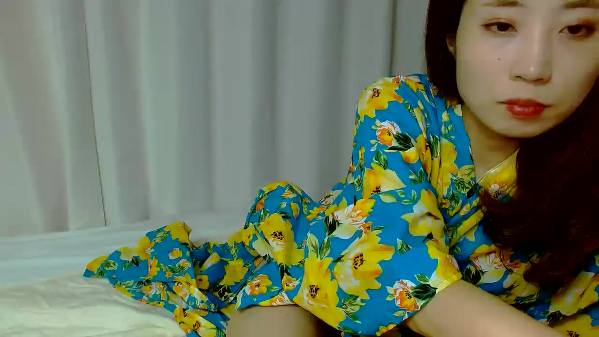 Gallery image thumbnail from Yumekooooo's myfreecams stream on, 08/11/2023, 16:43 image 14 of 20