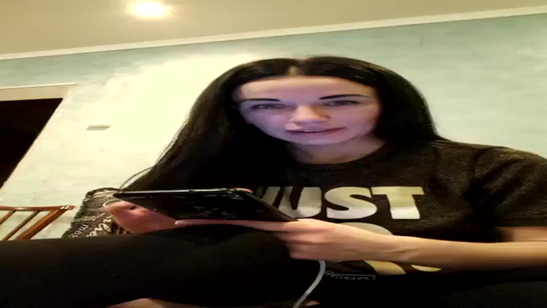 Gallery image thumbnail from Yummii_'s myfreecams stream on, 03/07/2024, 19:05 image 17 of 20