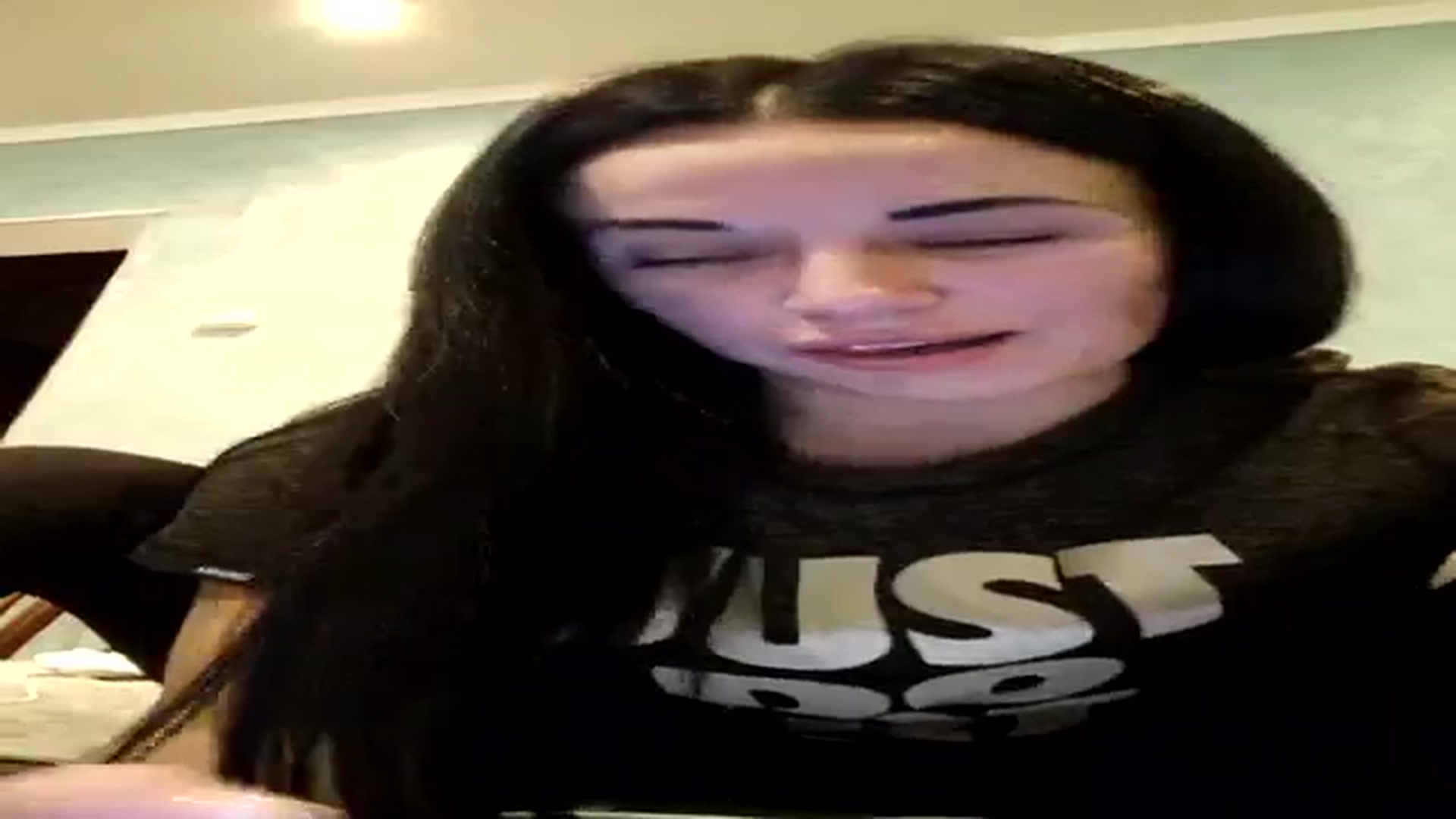 Gallery image thumbnail from Yummii_'s myfreecams stream on, 03/07/2024, 19:05 image 15 of 20
