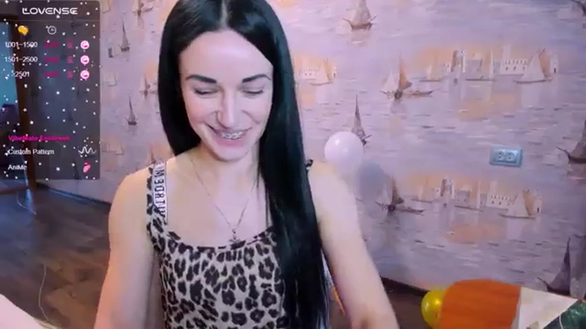 Gallery image thumbnail from Yummii_'s myfreecams stream on, 03/12/2024, 08:38 image 6 of 20