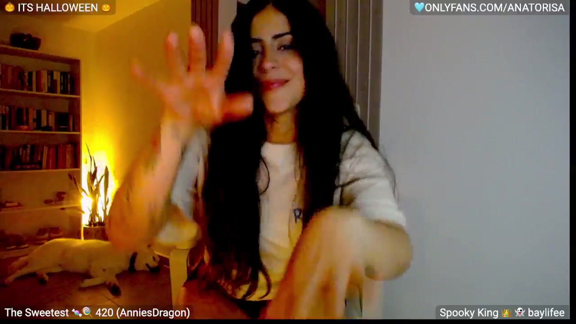 Gallery image thumbnail from YummyAna's myfreecams stream on, 10/26/2025, 24:09 image 13 of 20
