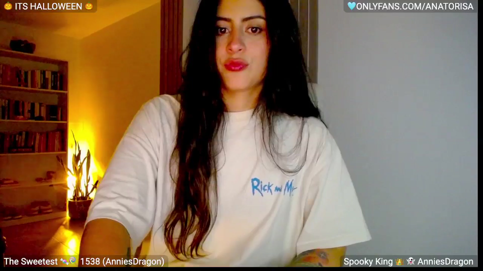 Gallery image thumbnail from YummyAna's myfreecams stream on, 10/26/2025, 24:09 image 19 of 20