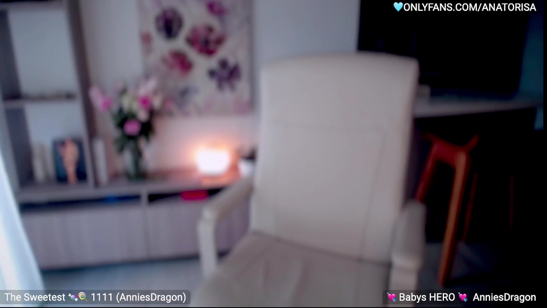 Gallery image thumbnail from YummyAna's myfreecams stream on, 11/22/2025, 22:23 image 10 of 20