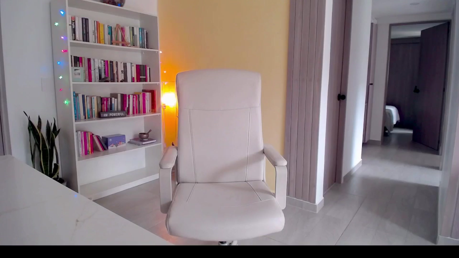 Gallery image thumbnail from YummyAna's myfreecams stream on, 11/30/2025, 19:34 image 3 of 20