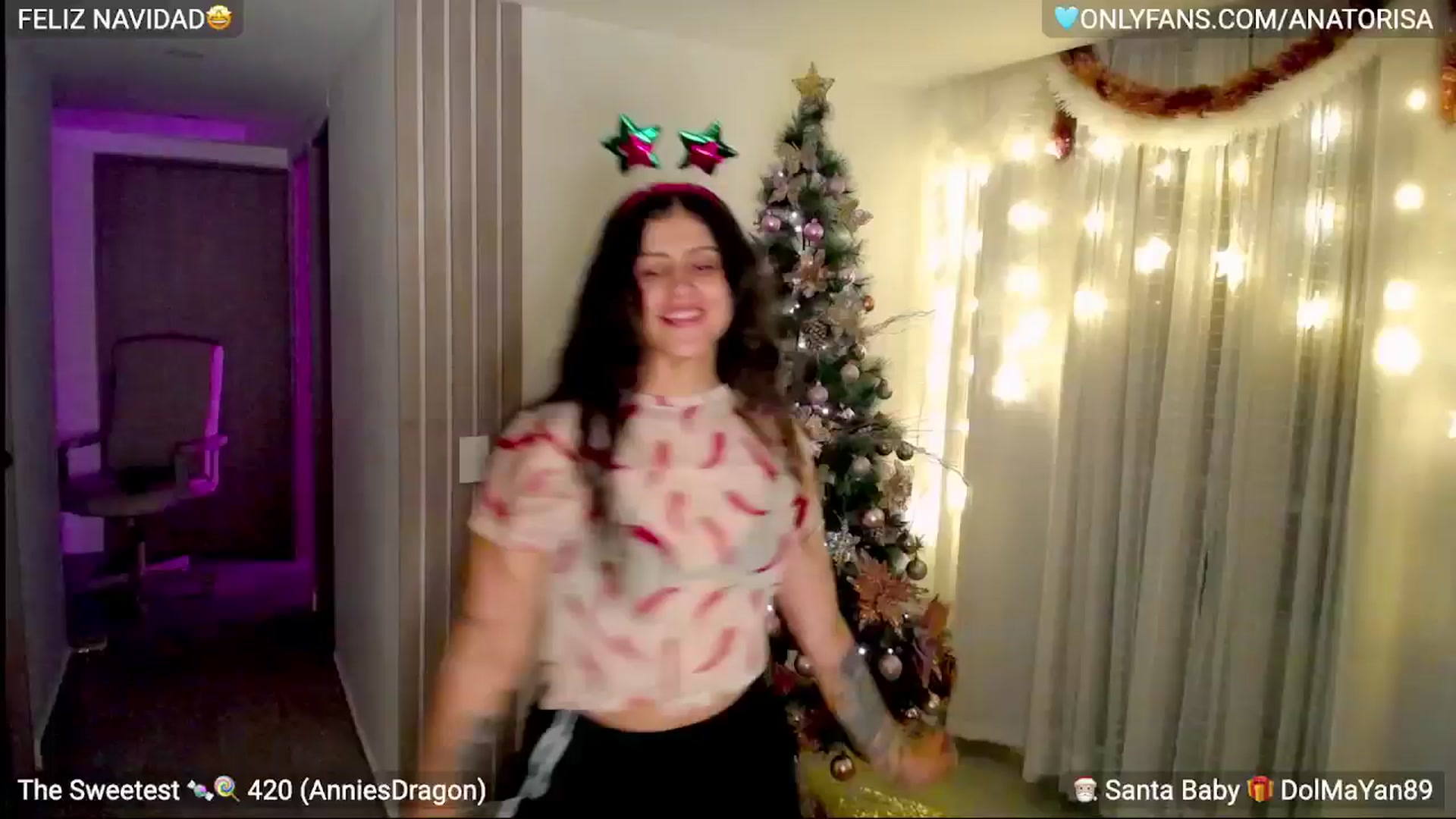 Gallery image thumbnail from YummyAna's myfreecams stream on, 12/07/2025, 24:57 image 14 of 20