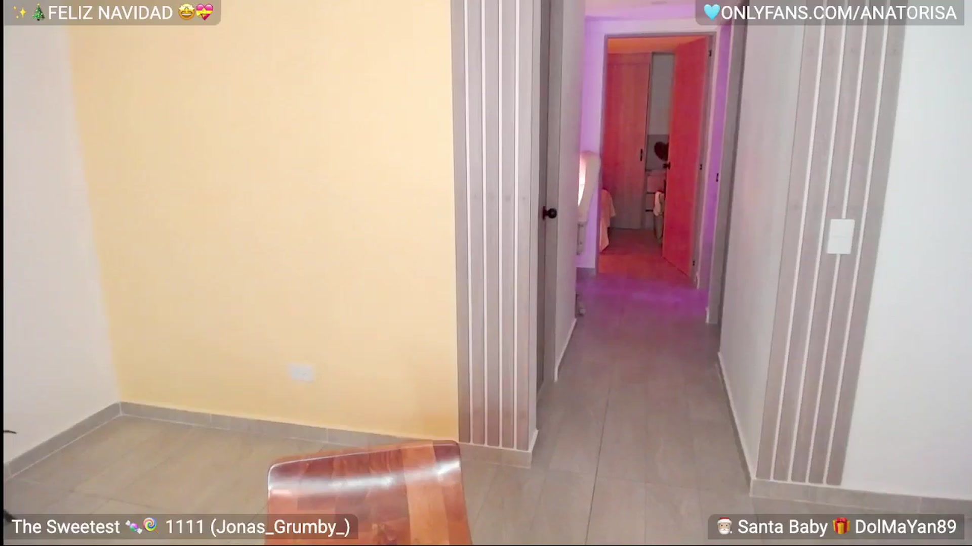 Gallery image thumbnail from YummyAna's myfreecams stream on, 12/21/2025, 01:20 image 9 of 20