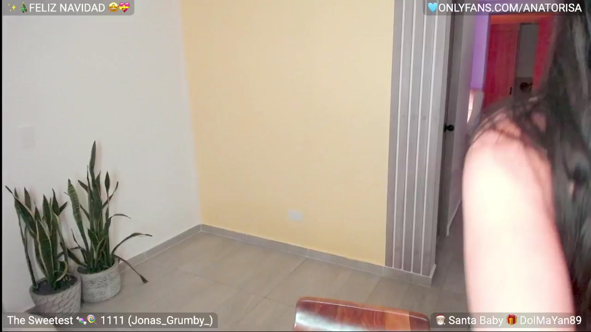 Gallery image thumbnail from YummyAna's myfreecams stream on, 12/21/2025, 01:20 image 1 of 20