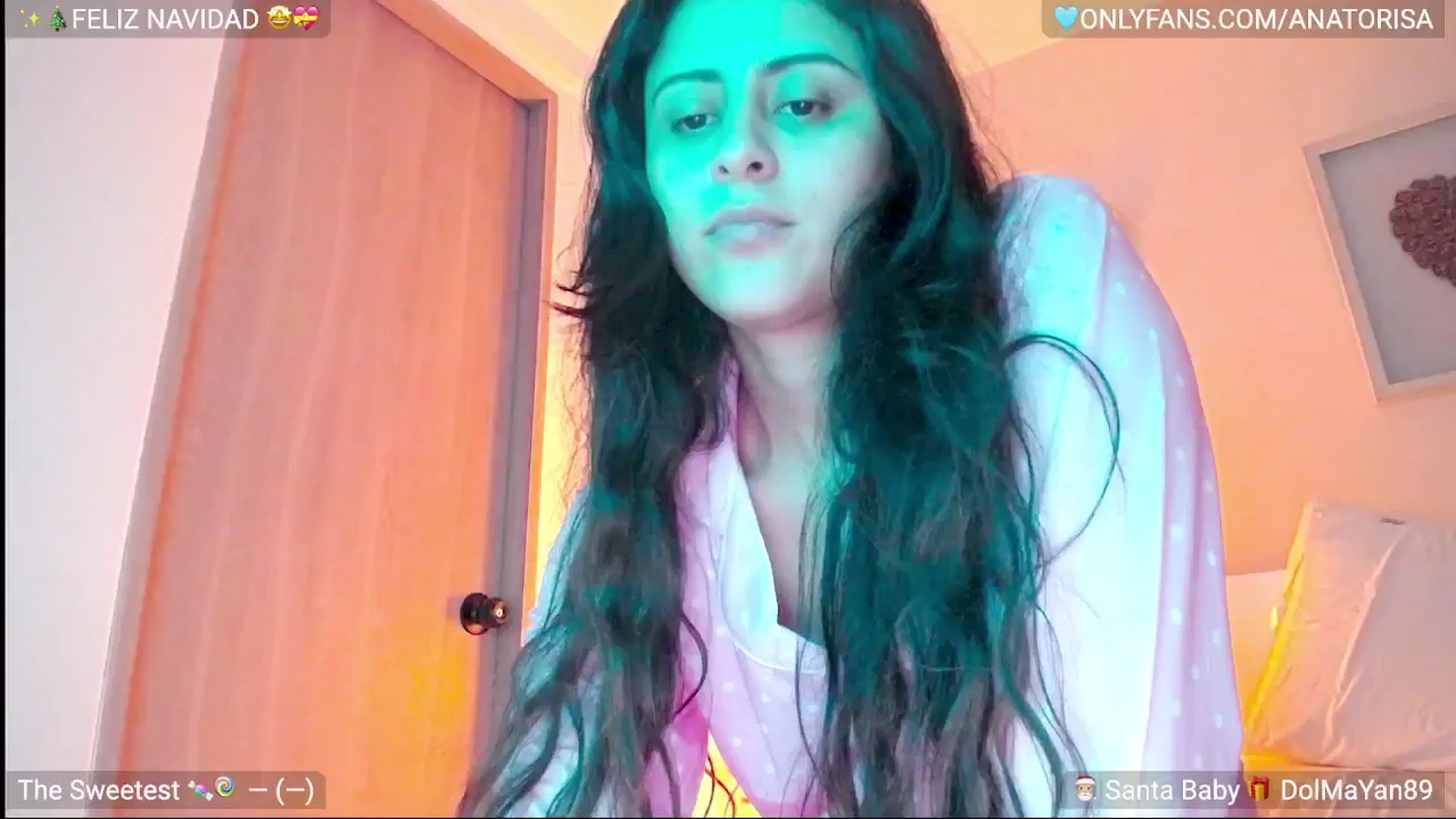 Gallery image thumbnail from YummyAna's myfreecams stream on, 12/26/2025, 02:06 image 6 of 20