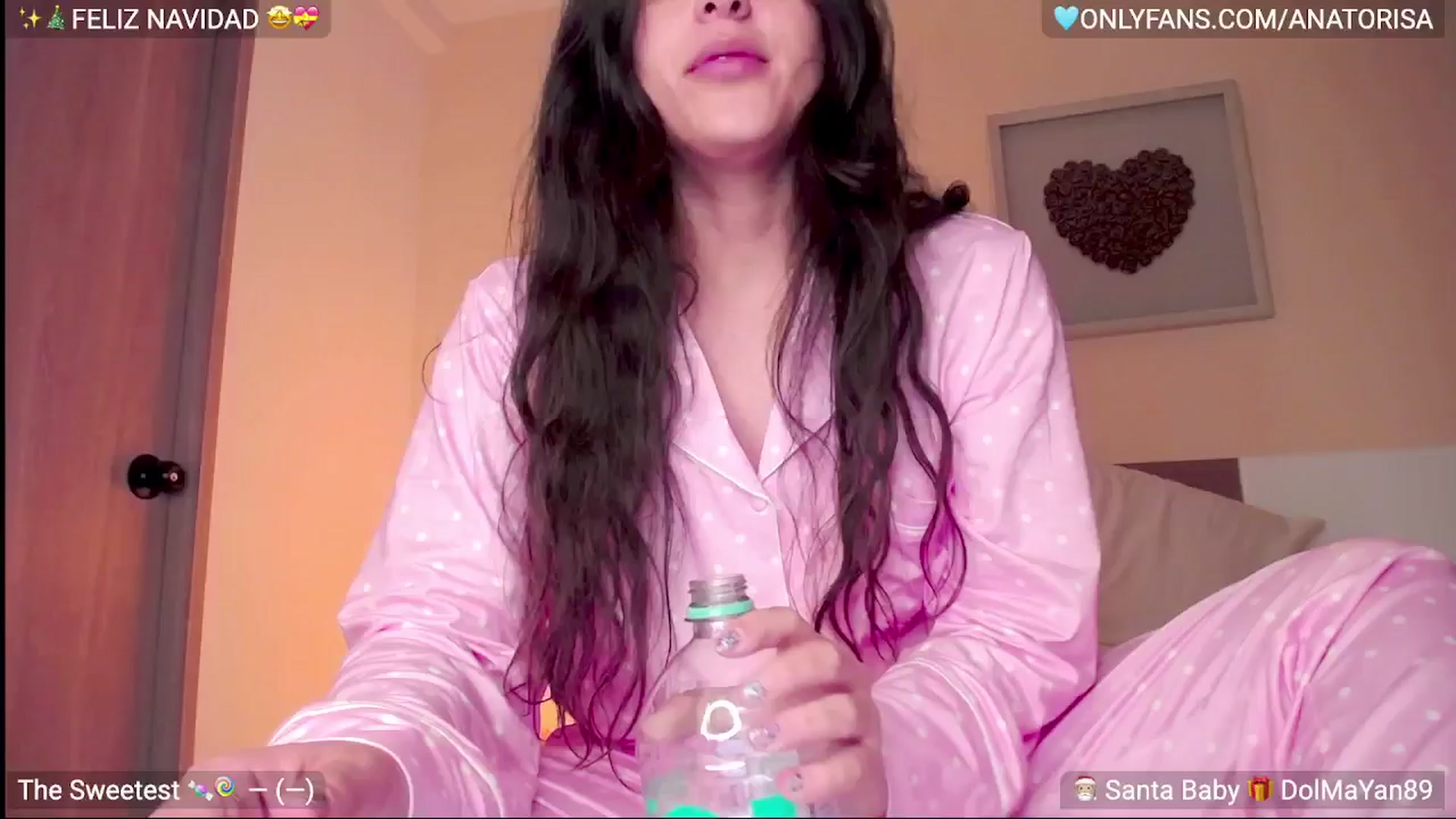 Gallery image thumbnail from YummyAna's myfreecams stream on, 12/26/2025, 02:06 image 20 of 20