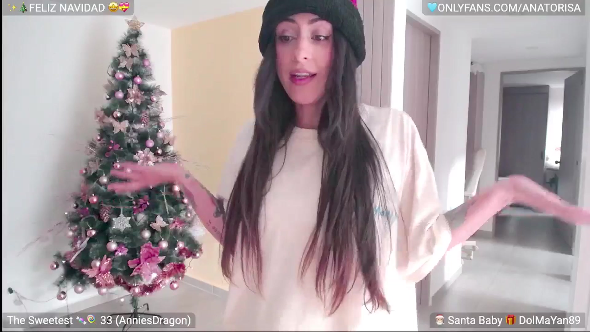 Gallery image thumbnail from YummyAna's myfreecams stream on, 12/27/2025, 22:27 image 15 of 20