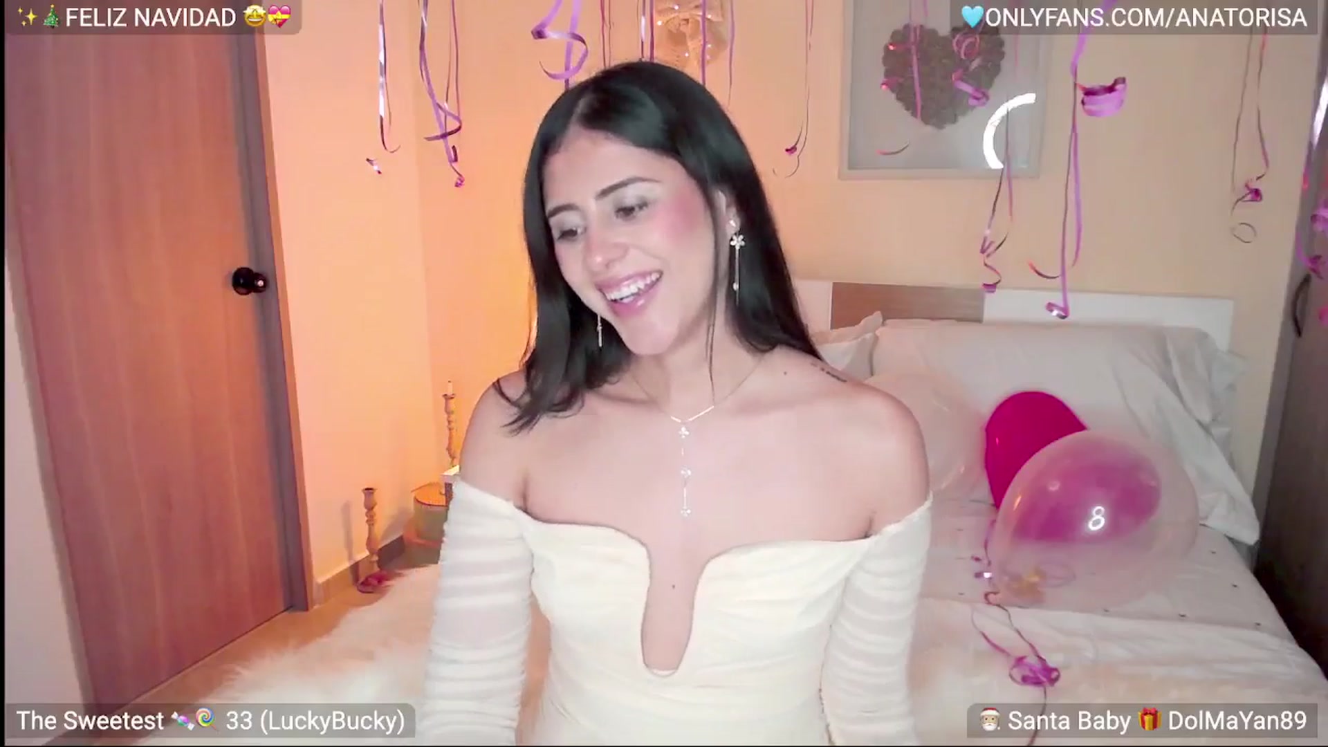 Gallery image thumbnail from YummyAna's myfreecams stream on, 01/01/2026, 02:22 image 12 of 20
