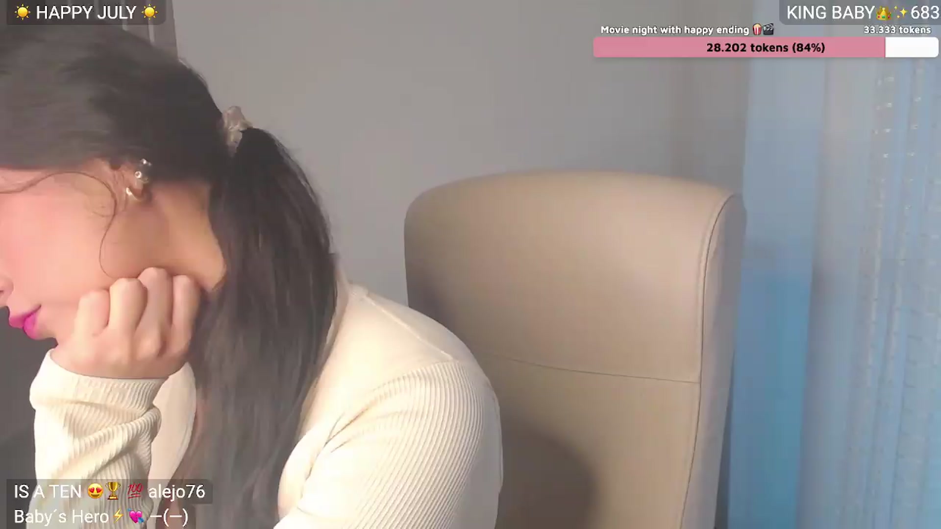 Gallery image thumbnail from YummyAna's myfreecams stream on, 07/19/2026, 01:25 image 6 of 20