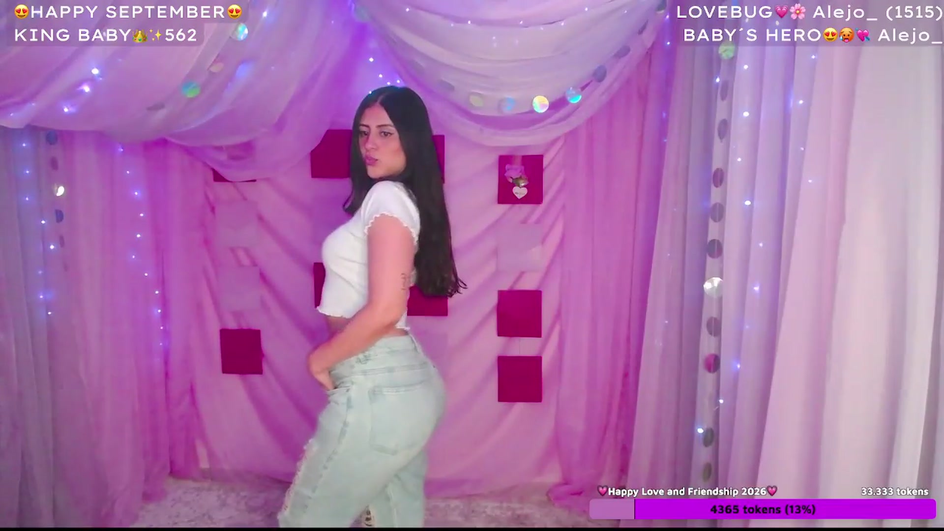 Gallery image thumbnail from YummyAna's myfreecams stream on, 09/04/2026, 02:41 image 12 of 20