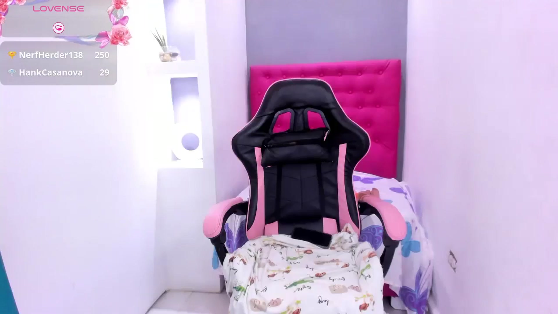 Gallery image thumbnail from YummyBigTits's myfreecams stream on, 12/29/2025, 18:48 image 10 of 20