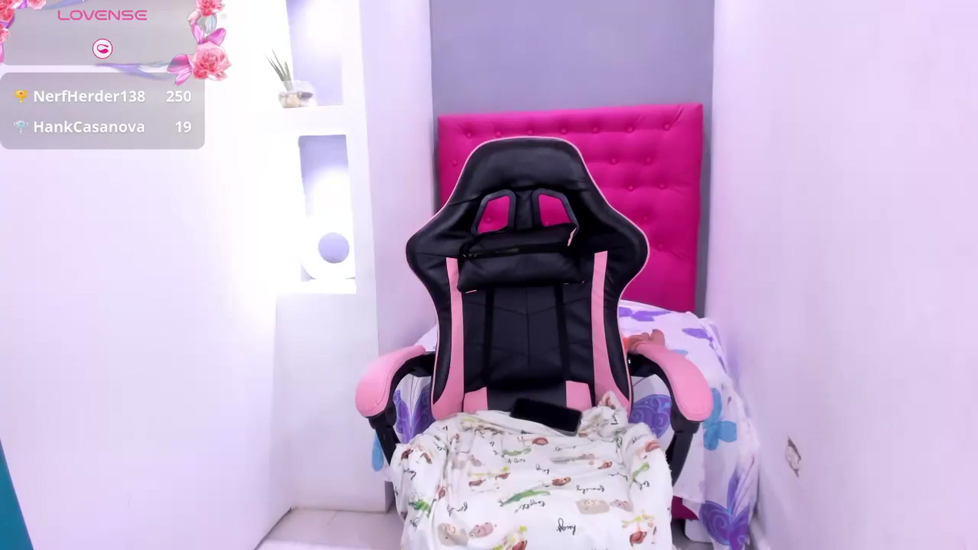 Gallery image thumbnail from YummyBigTits's myfreecams stream on, 12/29/2025, 18:48 image 2 of 20