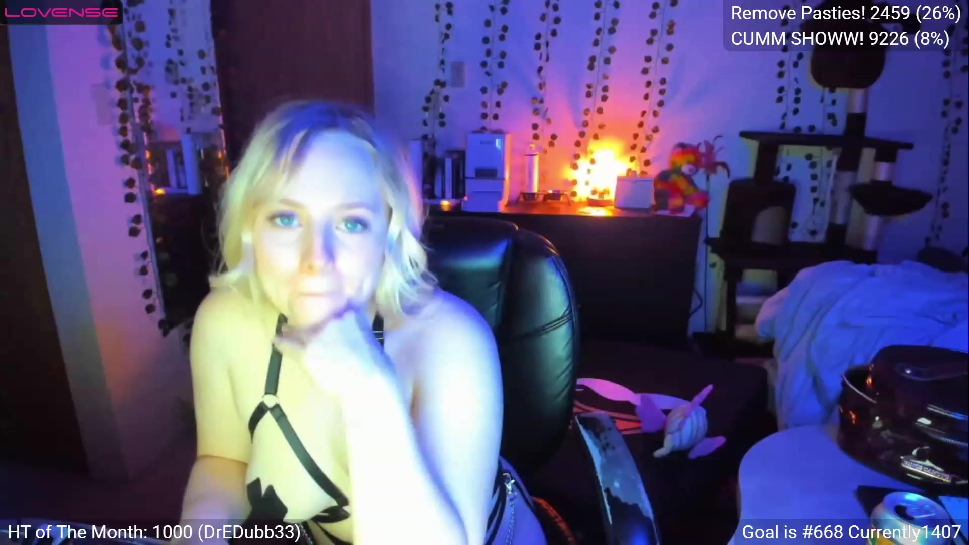 Gallery image thumbnail from YummyDuchass's myfreecams stream on, 04/04/2023, 06:03 image 8 of 20