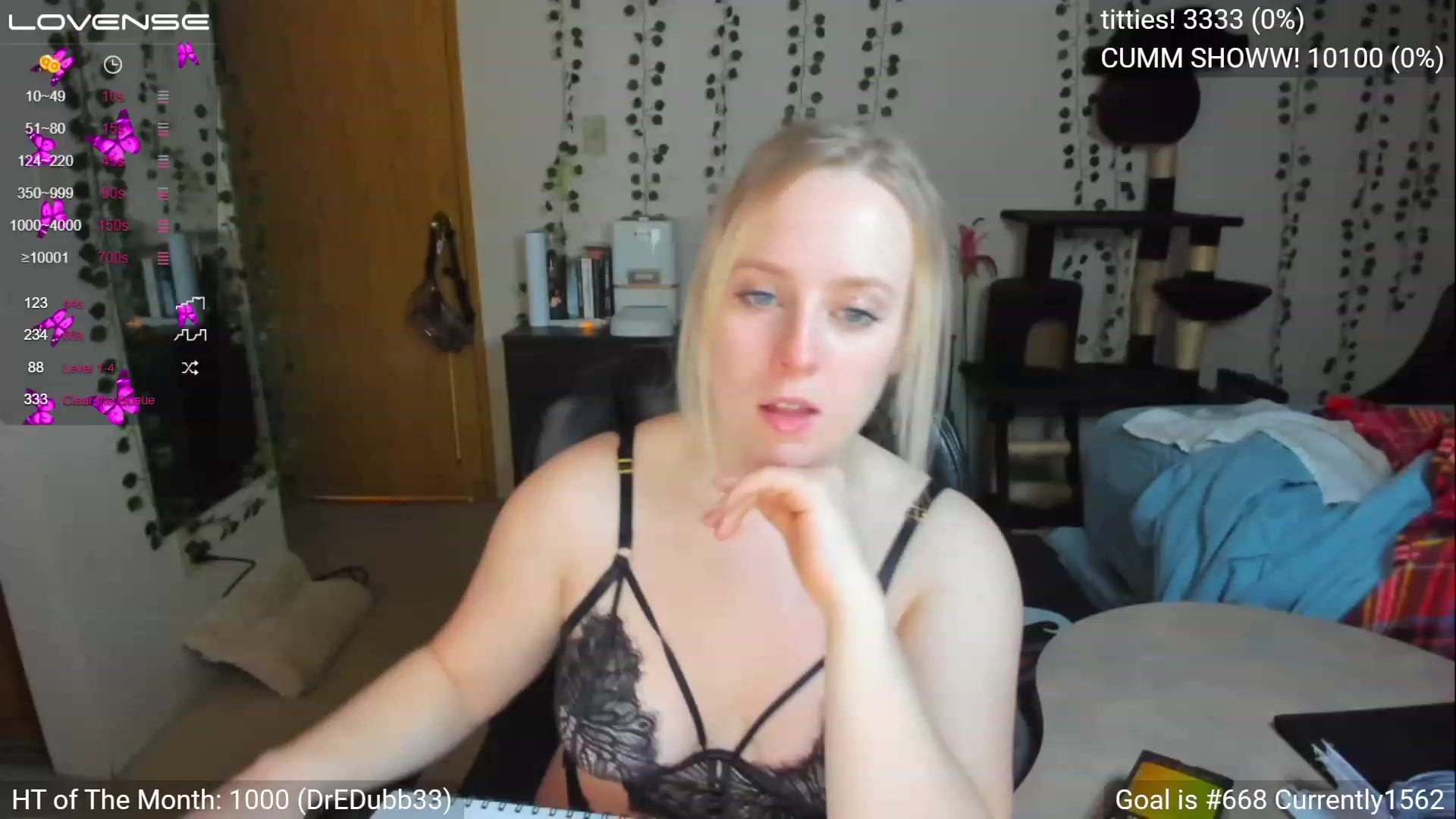 Gallery image thumbnail from YummyDuchass's myfreecams stream on, 04/06/2023, 24:01 image 12 of 20