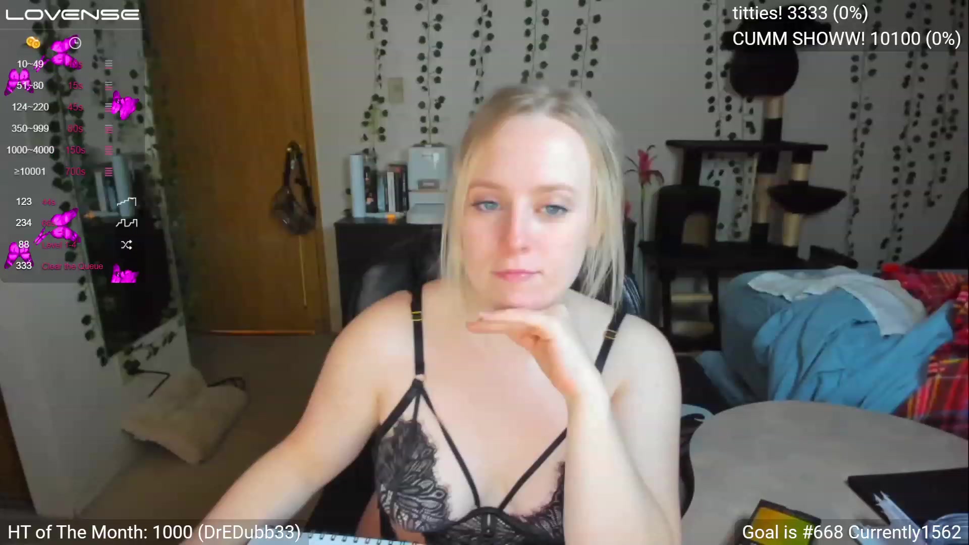 Gallery image thumbnail from YummyDuchass's myfreecams stream on, 04/06/2023, 24:18 image 12 of 20