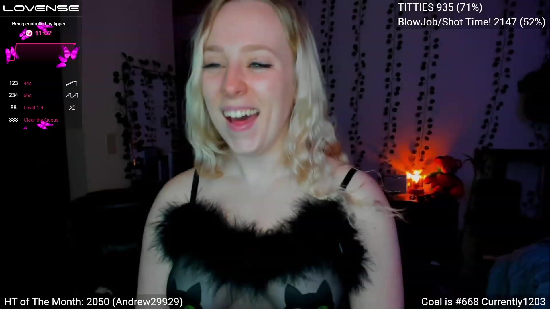 Gallery image thumbnail from YummyDuchass's myfreecams stream on, 04/30/2023, 08:48 image 11 of 20