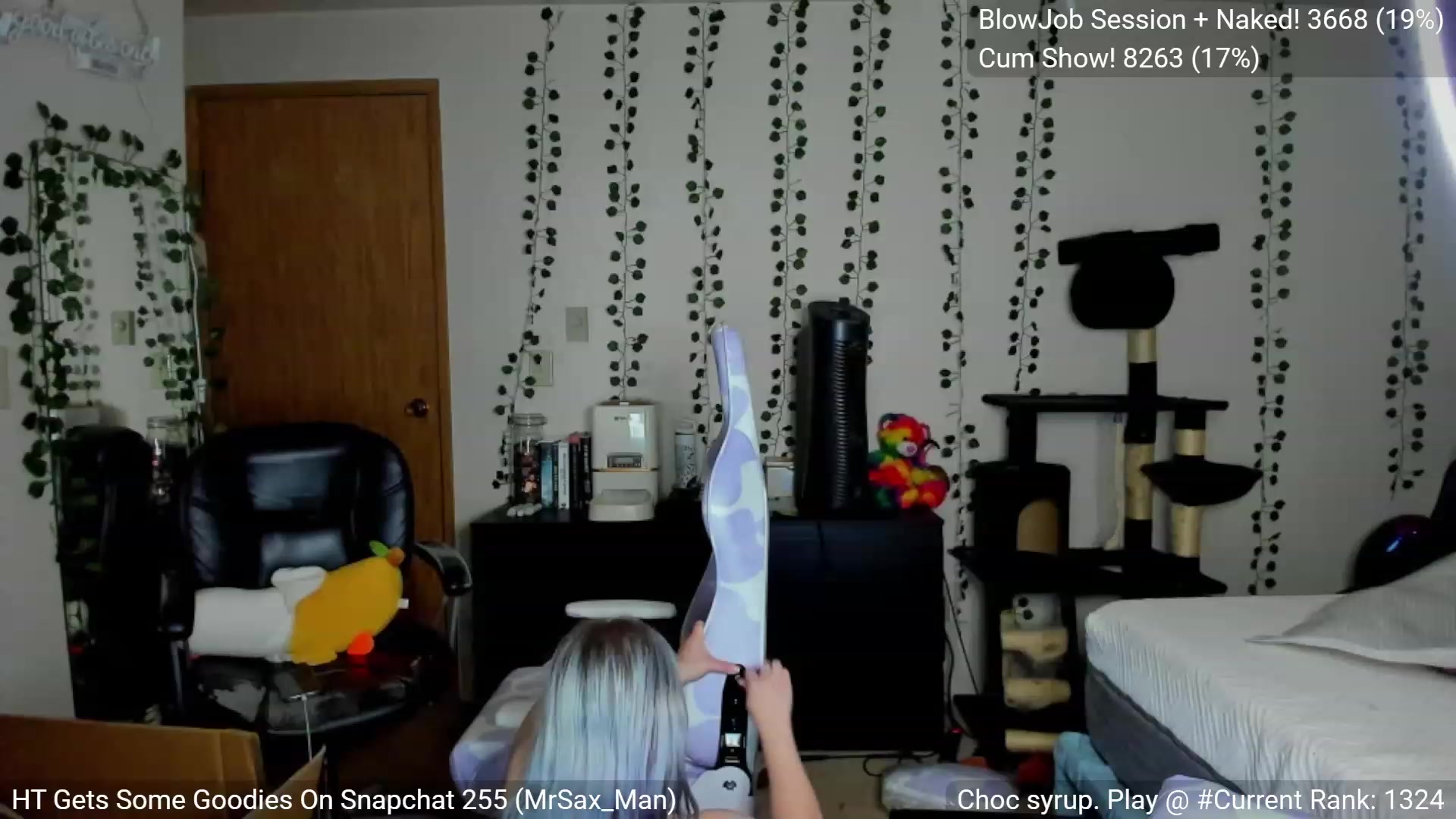 Gallery image thumbnail from YummyDuchass's myfreecams stream on, 10/09/2023, 05:22 image 8 of 20