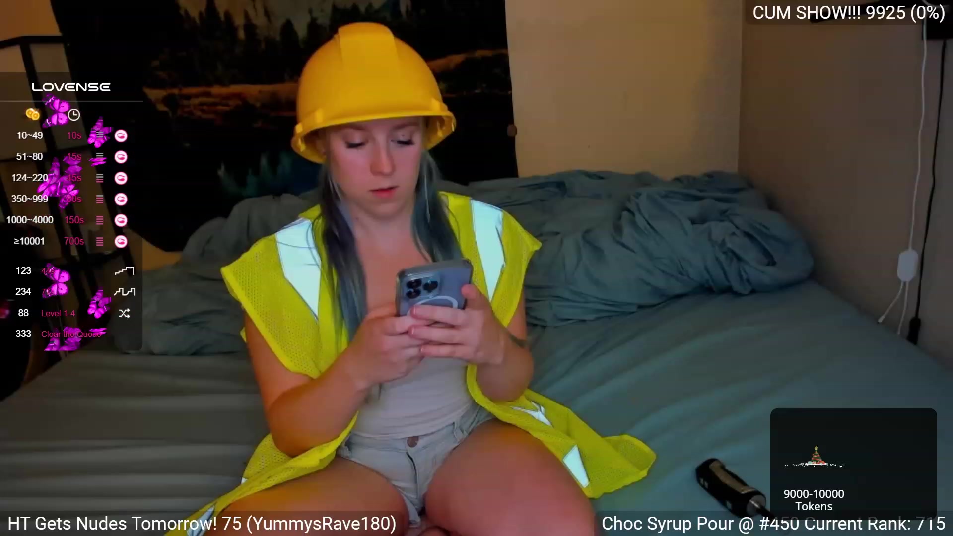 Gallery image thumbnail from YummyDuchass's myfreecams stream on, 10/19/2023, 04:14 image 12 of 20