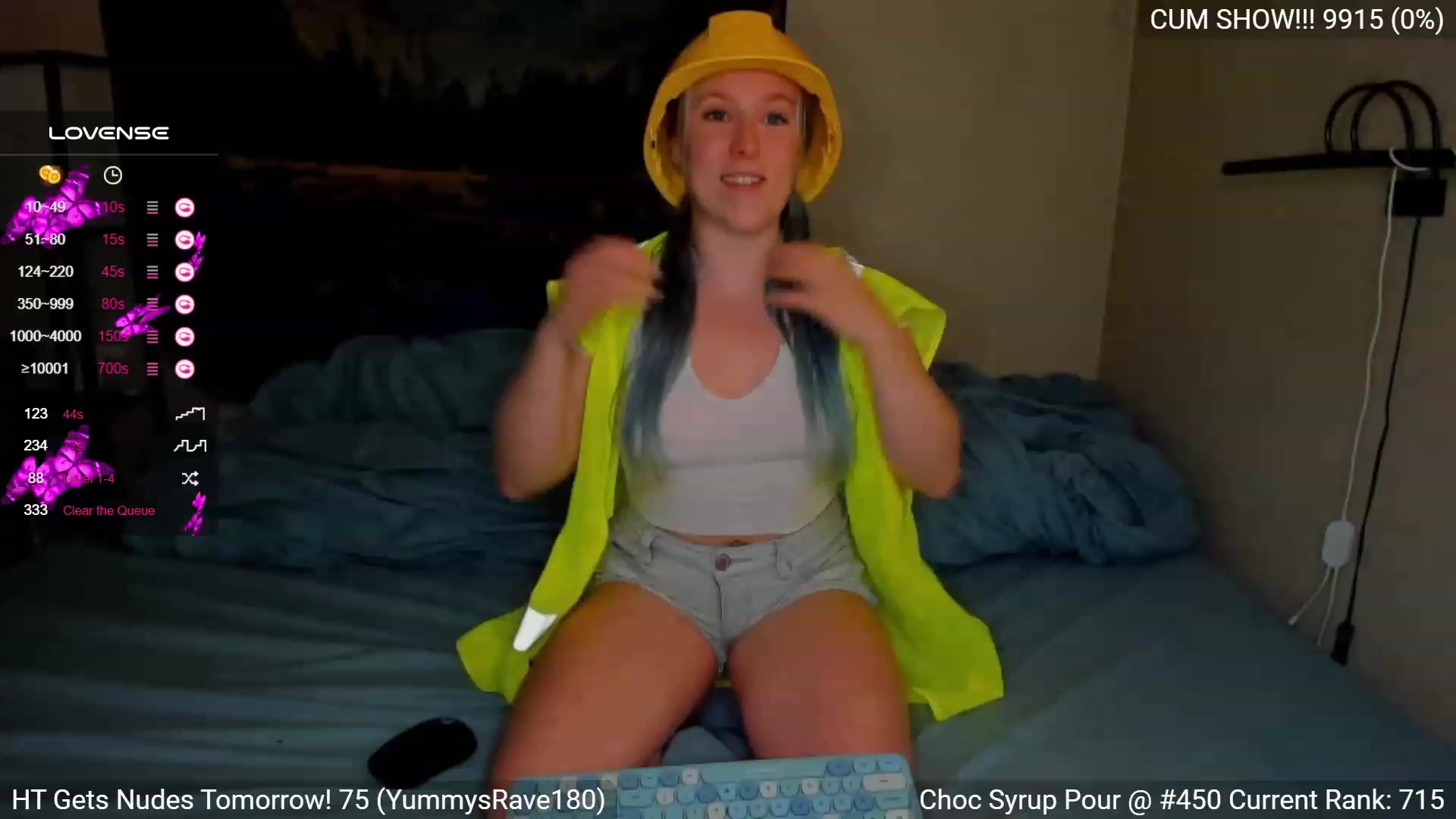Gallery image thumbnail from YummyDuchass's myfreecams stream on, 10/19/2023, 04:14 image 15 of 20