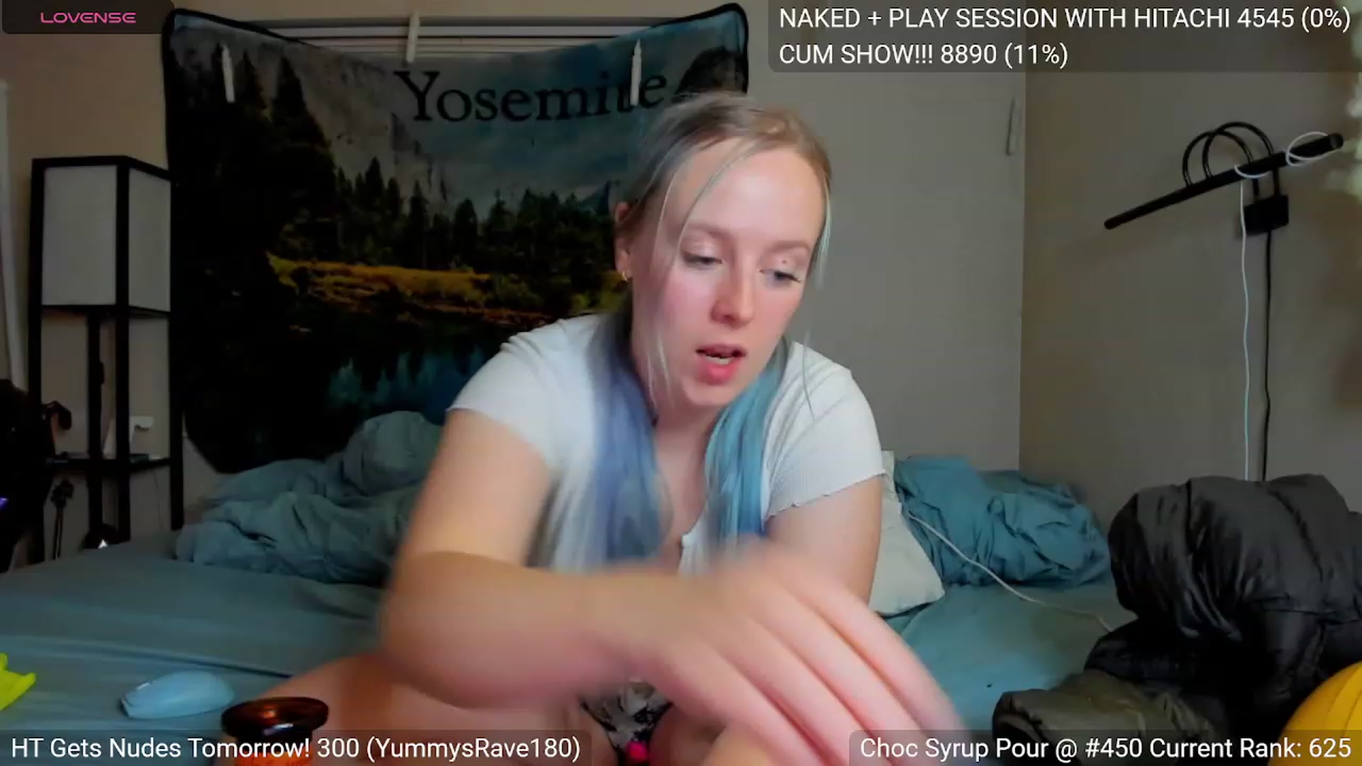 Gallery image thumbnail from YummyDuchass's myfreecams stream on, 10/19/2023, 06:35 image 13 of 20