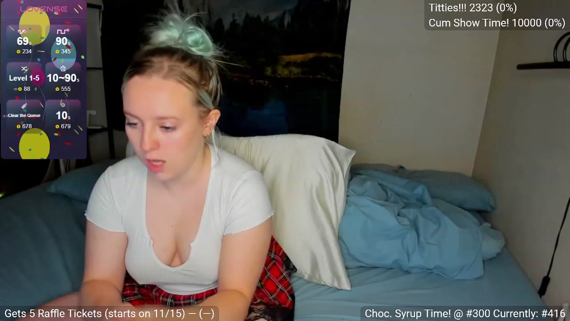 Gallery image thumbnail from YummyDuchass's myfreecams stream on, 11/16/2023, 06:43 image 13 of 20