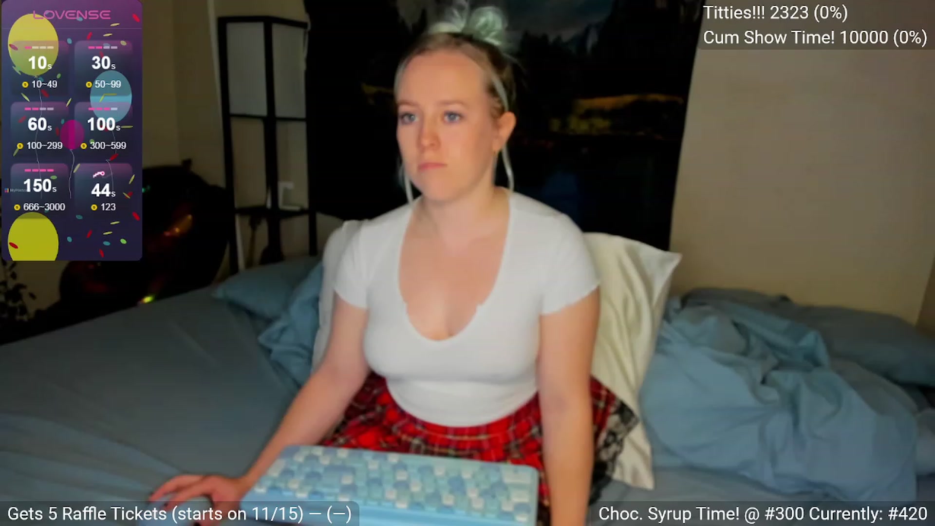 Gallery image thumbnail from YummyDuchass's myfreecams stream on, 11/16/2023, 06:43 image 18 of 20