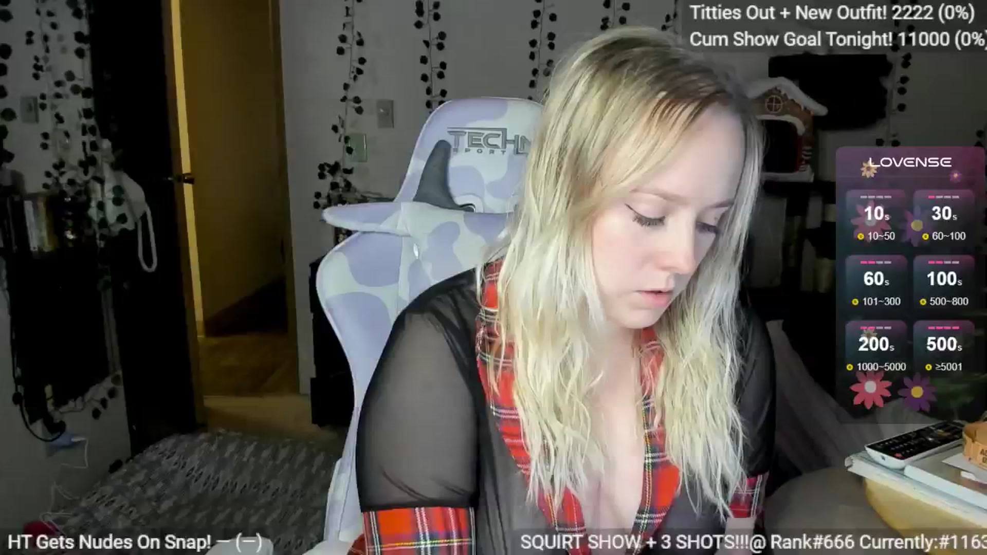 Gallery image thumbnail from YummyDuchass's myfreecams stream on, 09/29/2024, 05:06 image 8 of 20