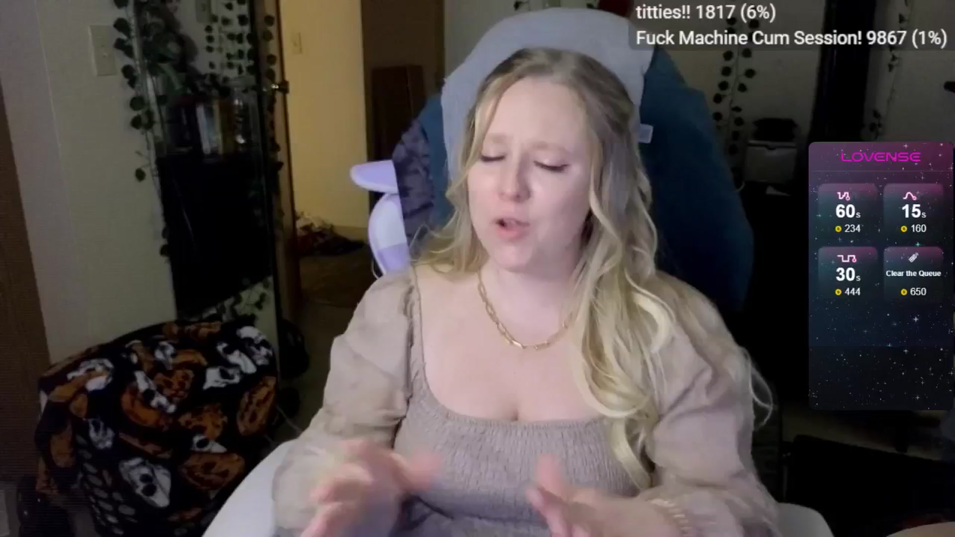 Gallery image thumbnail from YummyDuchass's myfreecams stream on, 05/24/2025, 10:46 image 10 of 20