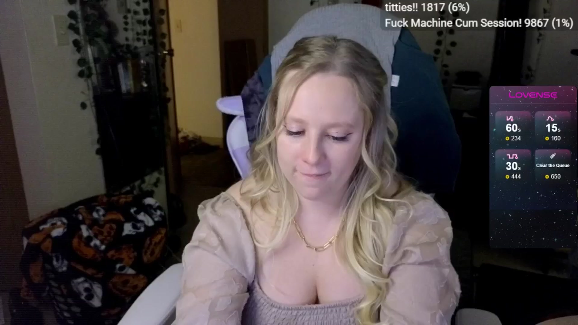 Gallery image thumbnail from YummyDuchass's myfreecams stream on, 05/24/2025, 10:46 image 9 of 20