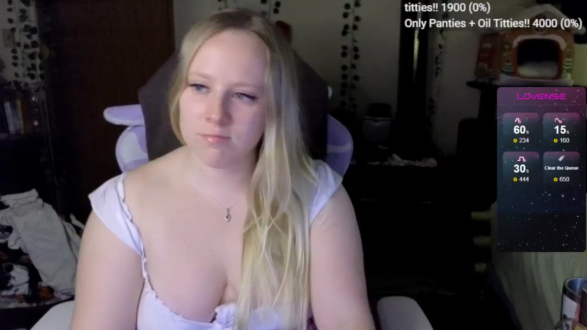 Gallery image thumbnail from YummyDuchass's myfreecams stream on, 05/27/2025, 02:21 image 17 of 20