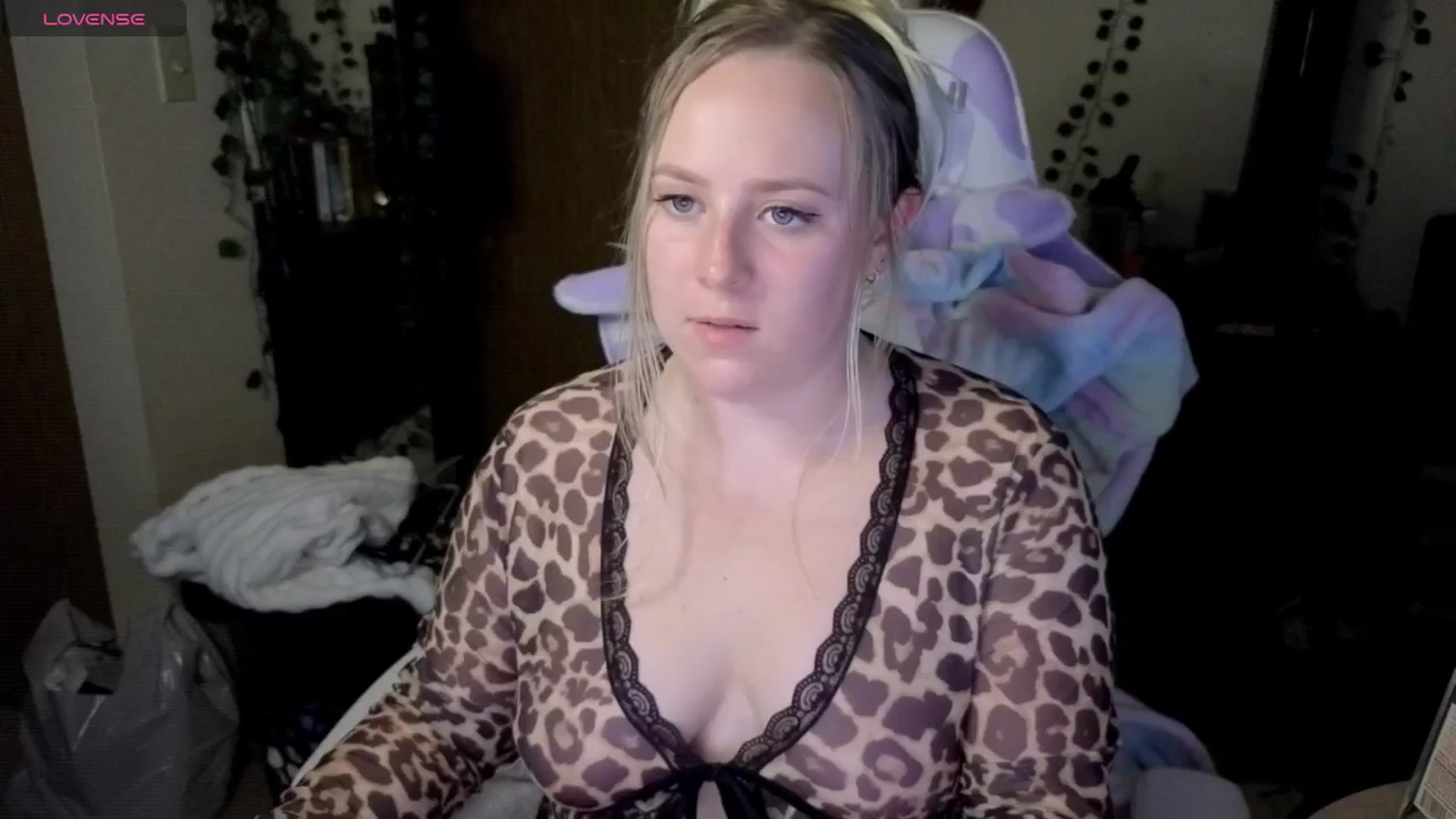 Gallery image thumbnail from YummyDuchass's myfreecams stream on, 08/29/2025, 07:56 image 14 of 20