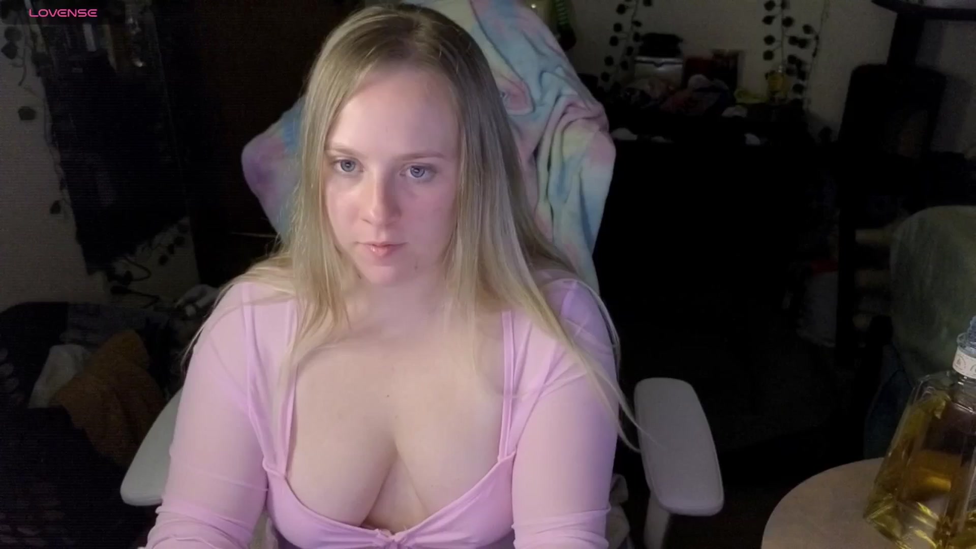 Gallery image thumbnail from YummyDuchass's myfreecams stream on, 09/13/2025, 09:00 image 17 of 20