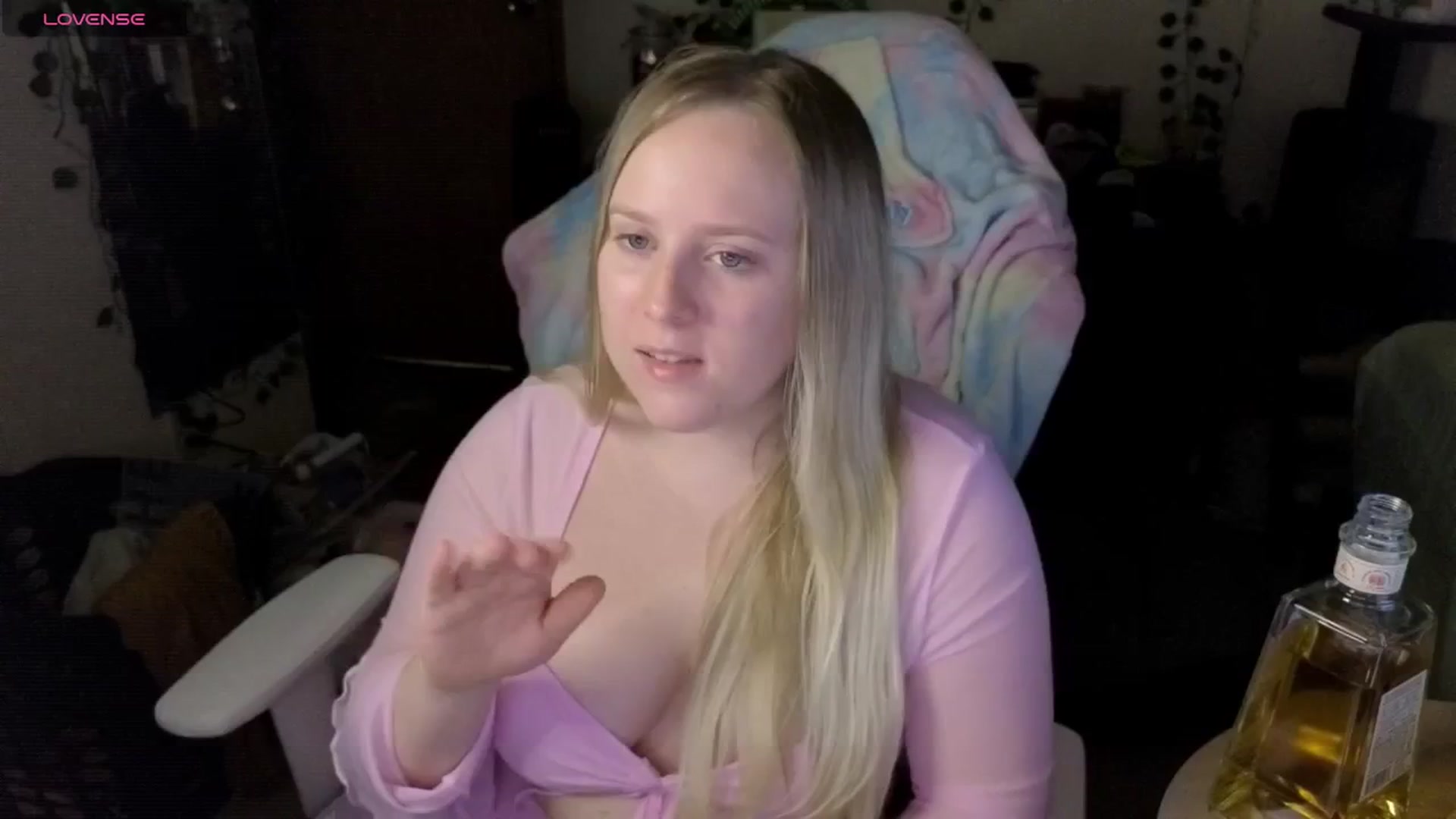 Gallery image thumbnail from YummyDuchass's myfreecams stream on, 09/13/2025, 09:52 image 11 of 20