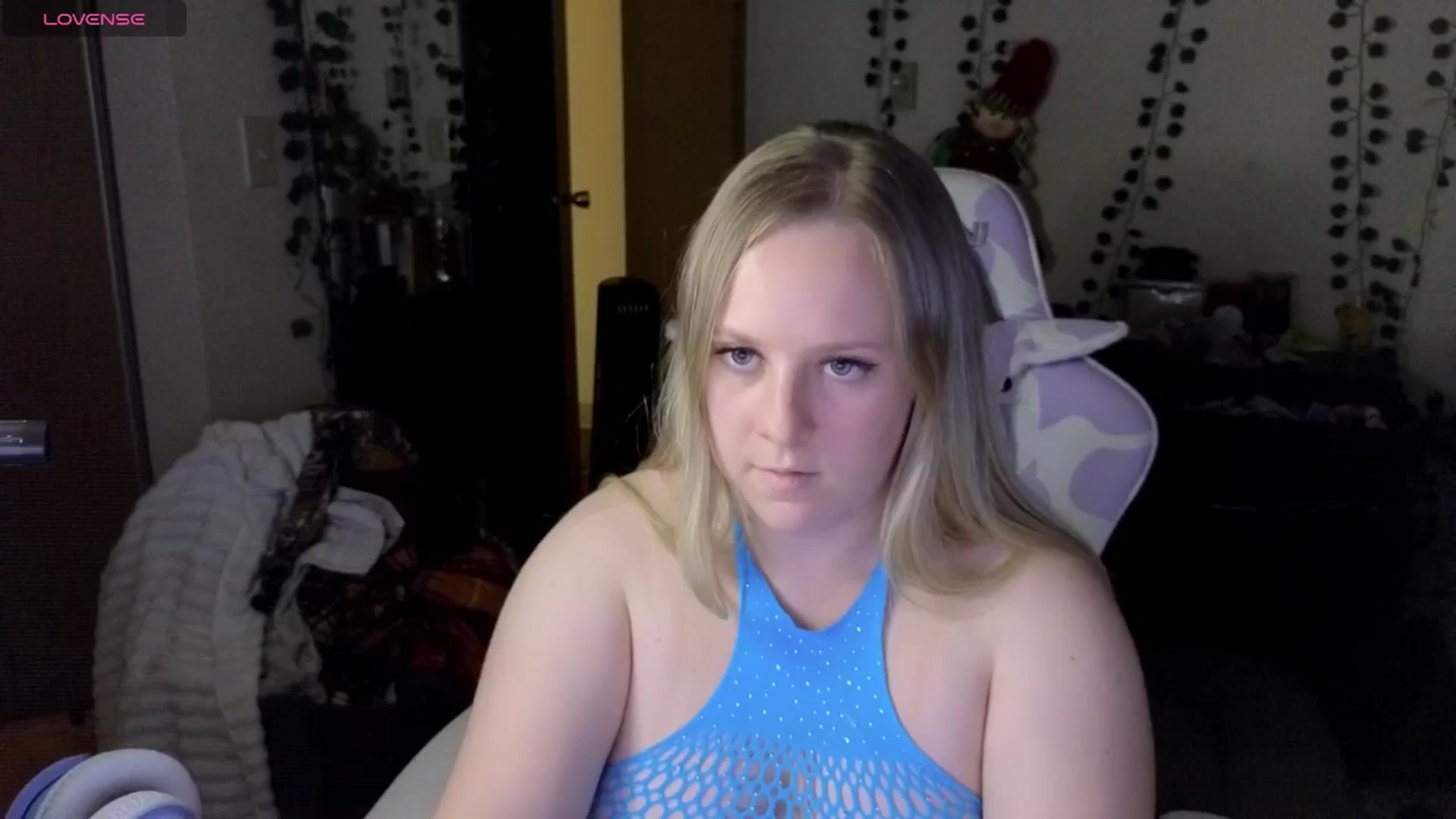 Gallery image thumbnail from YummyDuchass's myfreecams stream on, 09/22/2025, 03:39 image 8 of 20