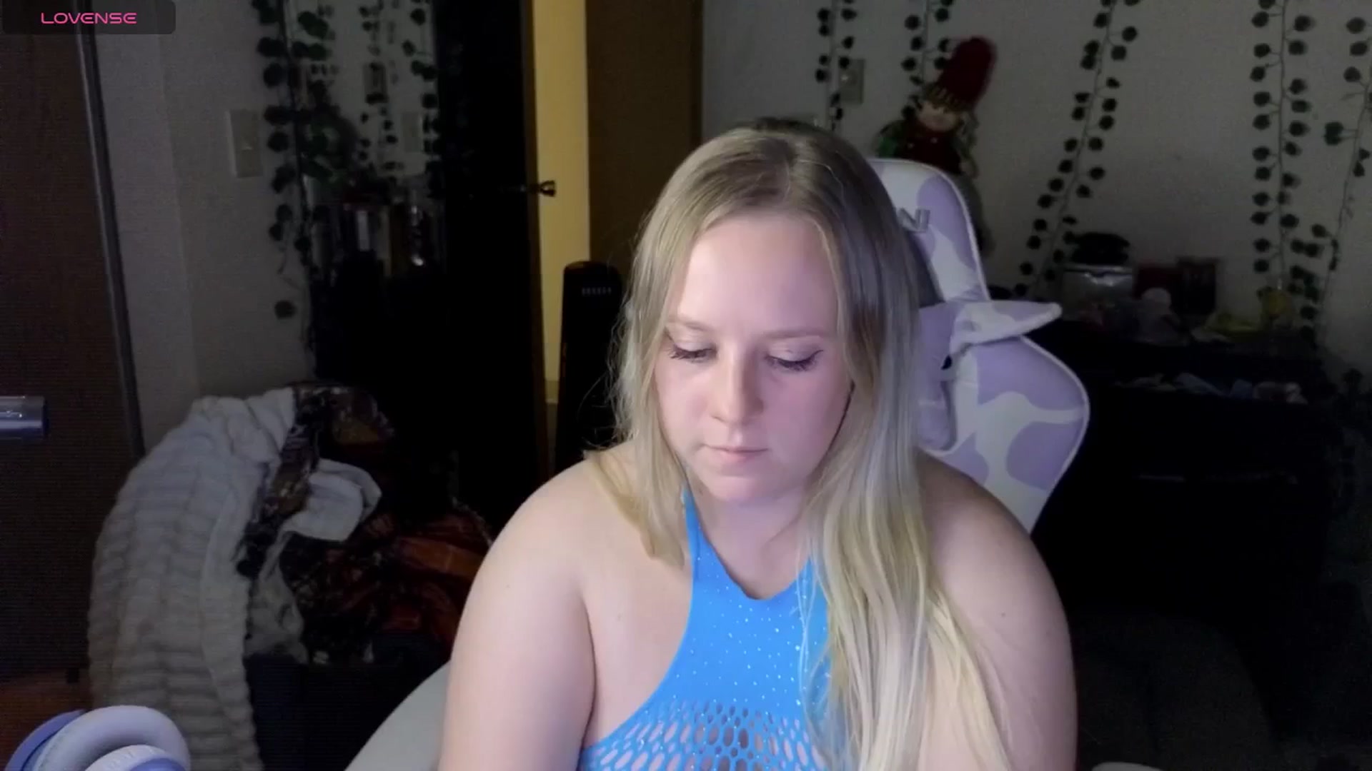Gallery image thumbnail from YummyDuchass's myfreecams stream on, 09/22/2025, 03:39 image 20 of 20