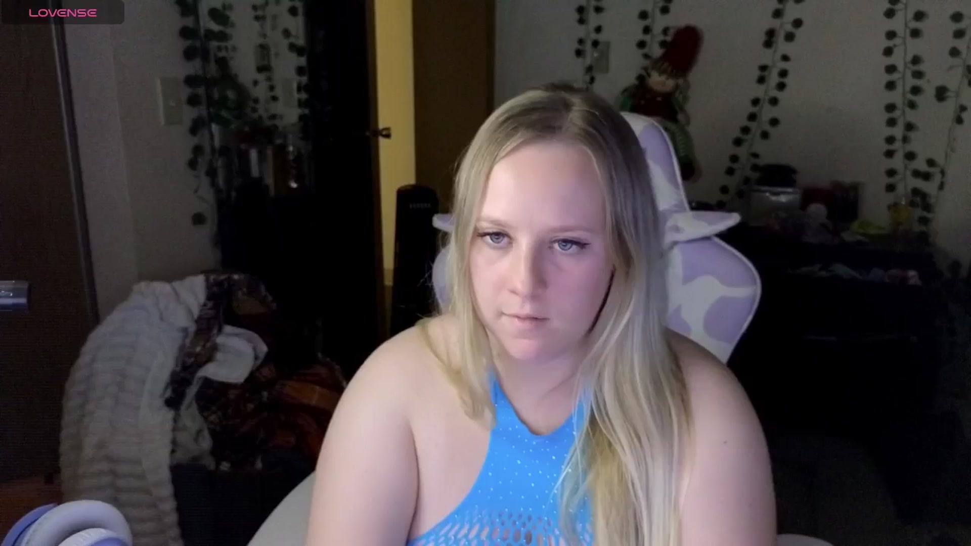 Gallery image thumbnail from YummyDuchass's myfreecams stream on, 09/22/2025, 04:09 image 3 of 20