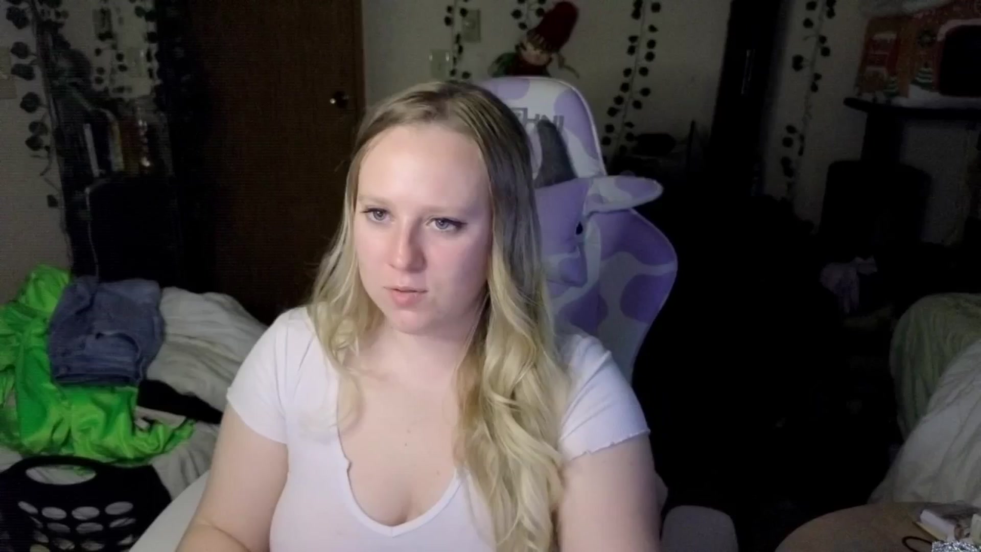 Gallery image thumbnail from YummyDuchass's myfreecams stream on, 11/08/2025, 10:49 image 19 of 20