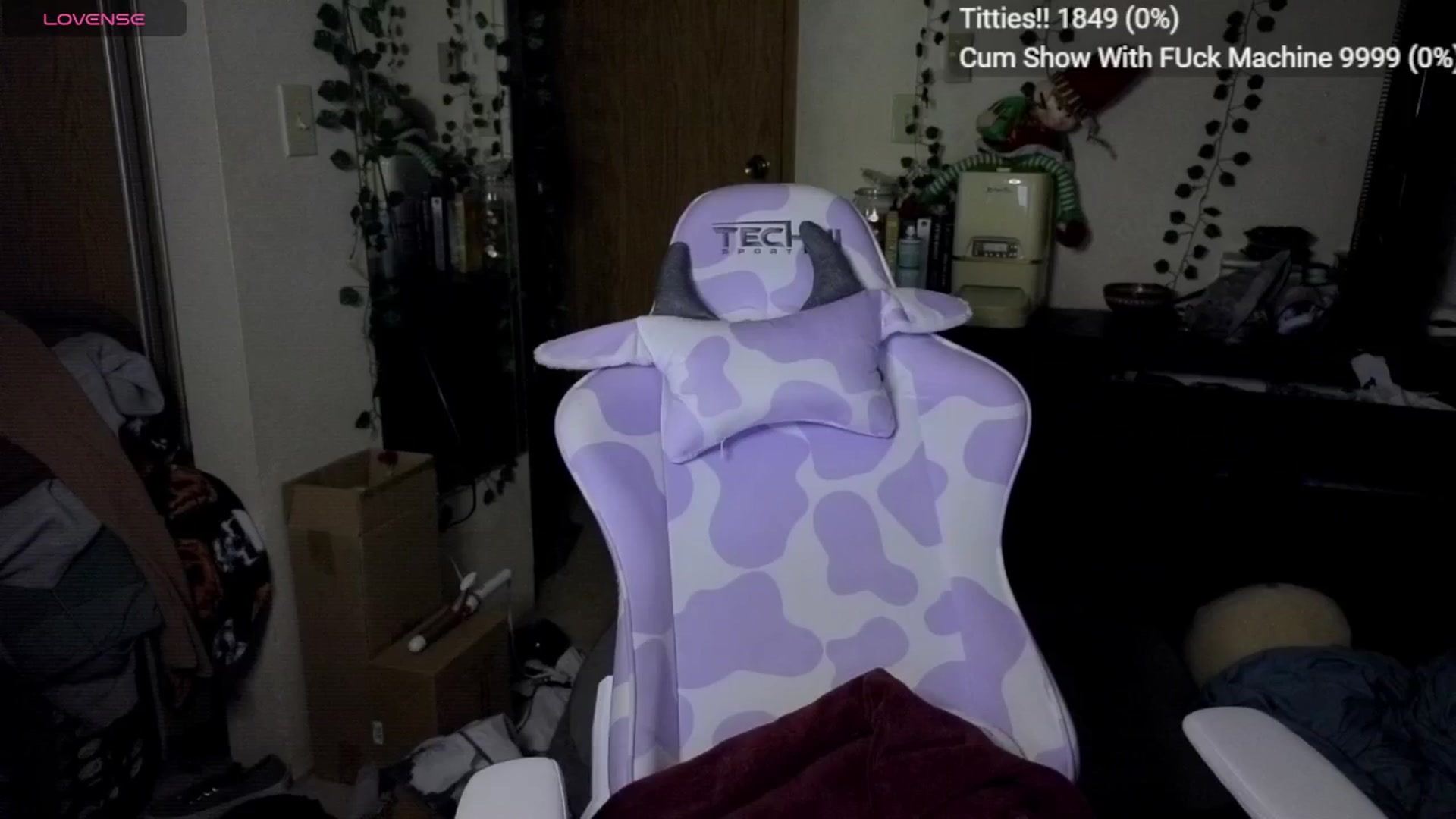 Gallery image thumbnail from YummyDuchass's myfreecams stream on, 11/18/2025, 08:44 image 15 of 20