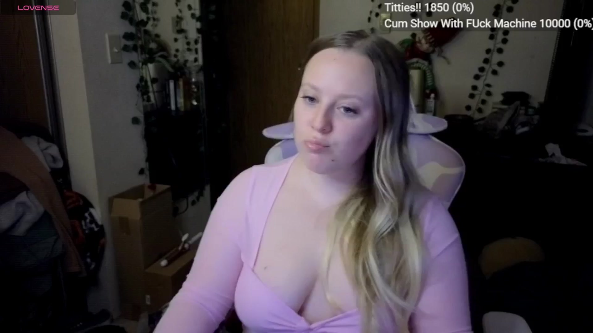 Gallery image thumbnail from YummyDuchass's myfreecams stream on, 11/18/2025, 08:44 image 3 of 20