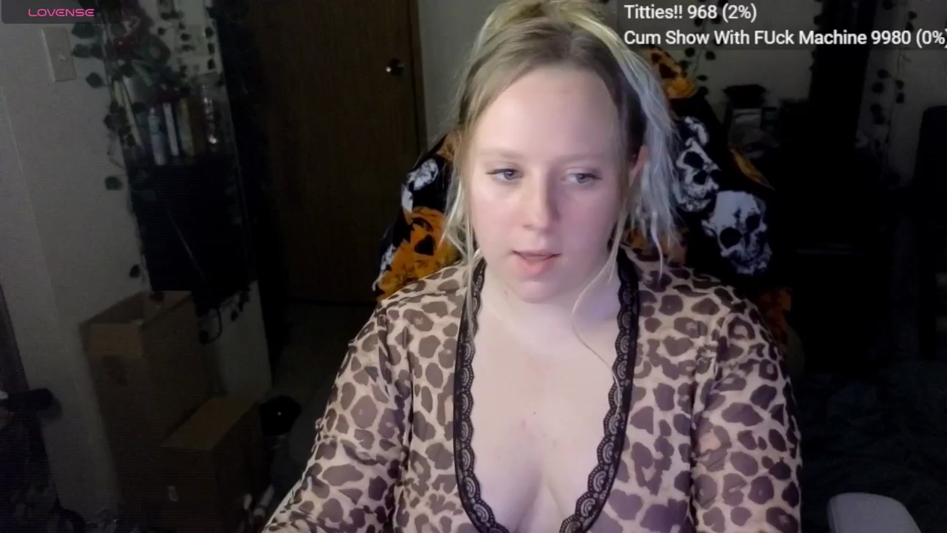 Gallery image thumbnail from YummyDuchass's myfreecams stream on, 11/21/2025, 07:51 image 12 of 20