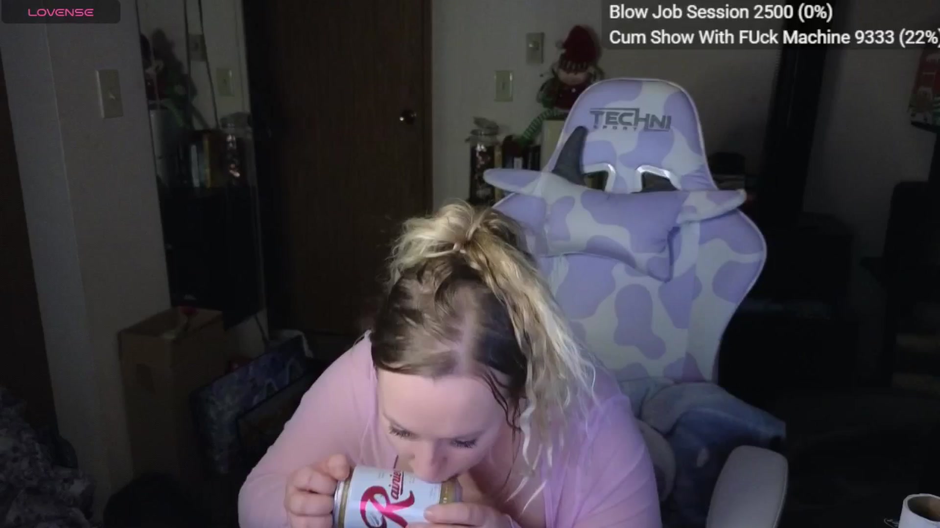 Gallery image thumbnail from YummyDuchass's myfreecams stream on, 02/14/2026, 12:41 image 4 of 20