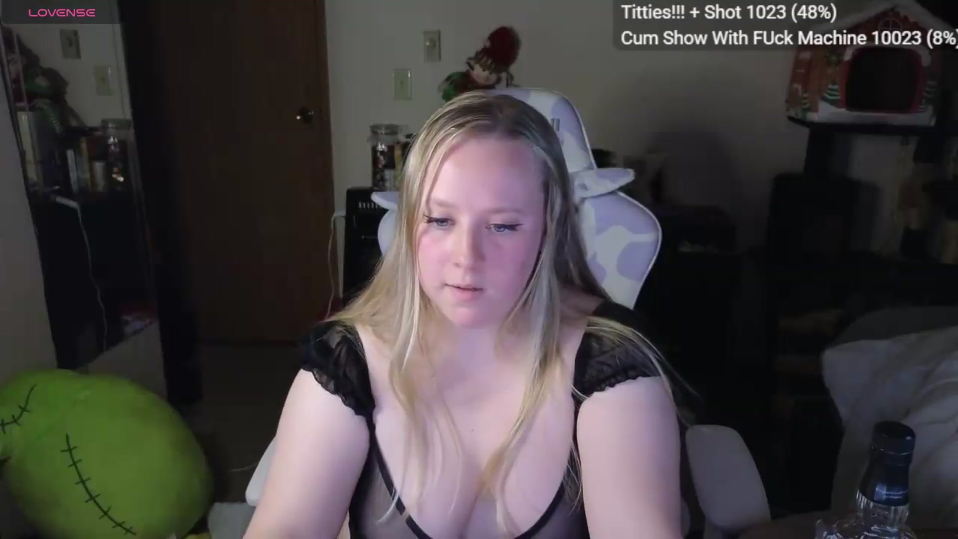 Gallery image thumbnail from YummyDuchass's myfreecams stream on, 06/03/2026, 06:07 image 13 of 20