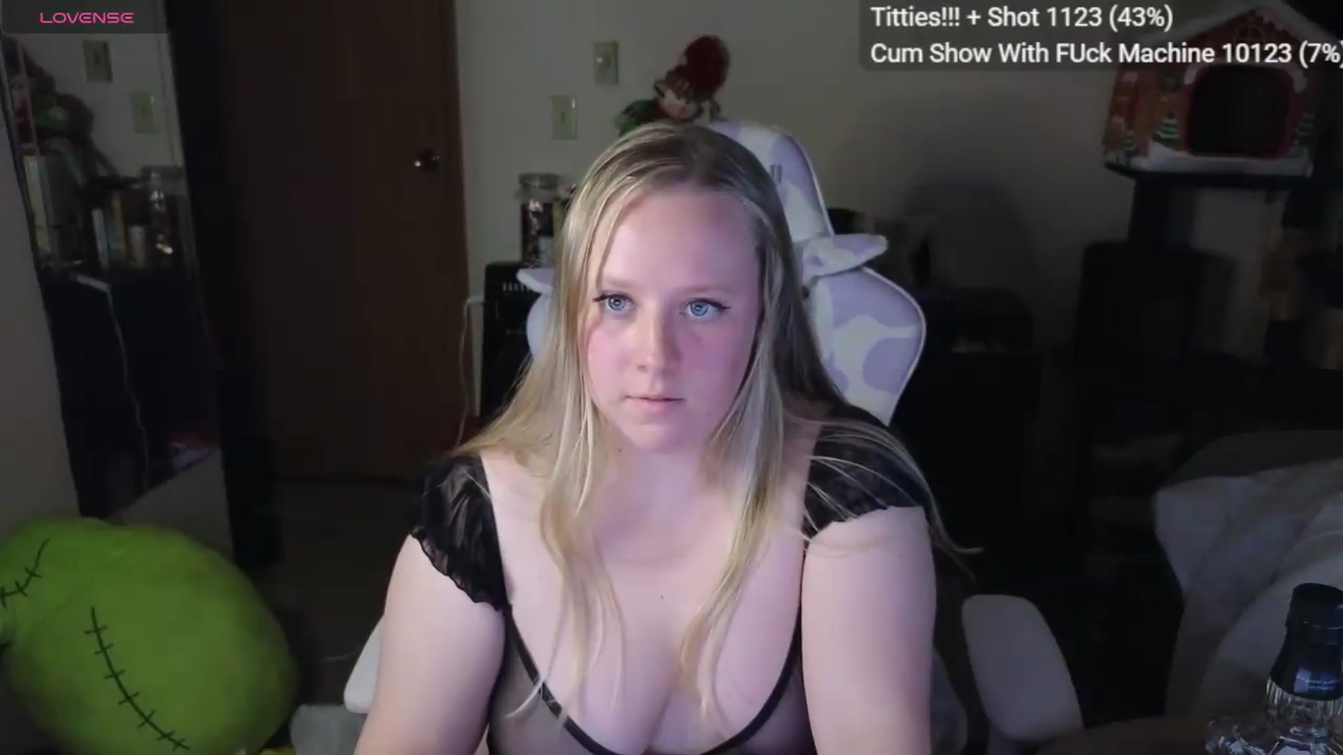 Gallery image thumbnail from YummyDuchass's myfreecams stream on, 06/03/2026, 06:07 image 12 of 20