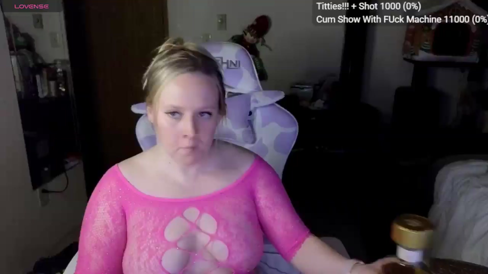 Gallery image thumbnail from YummyDuchass's myfreecams stream on, 06/05/2026, 09:20 image 4 of 20
