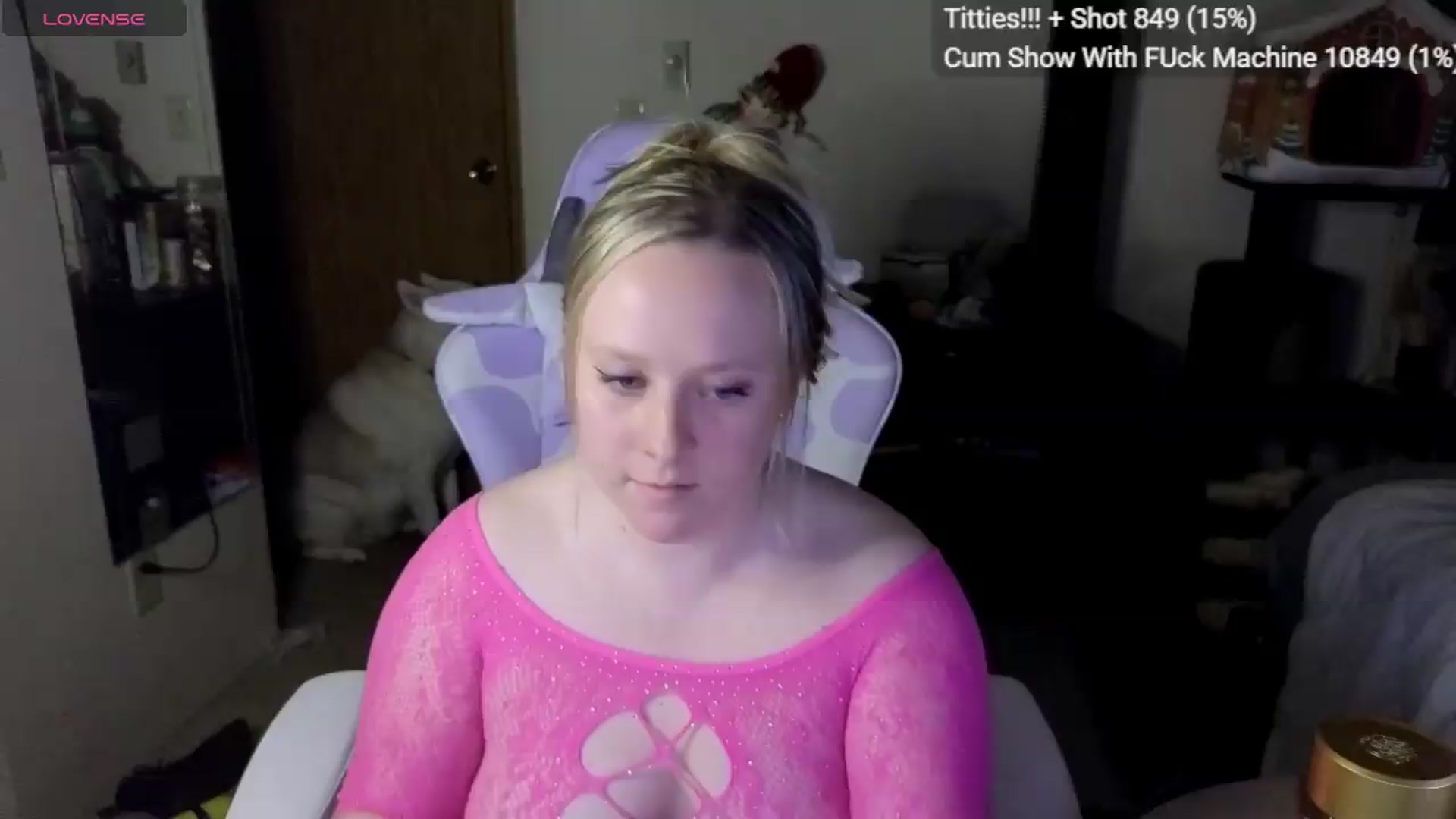 Gallery image thumbnail from YummyDuchass's myfreecams stream on, 06/05/2026, 09:20 image 10 of 20