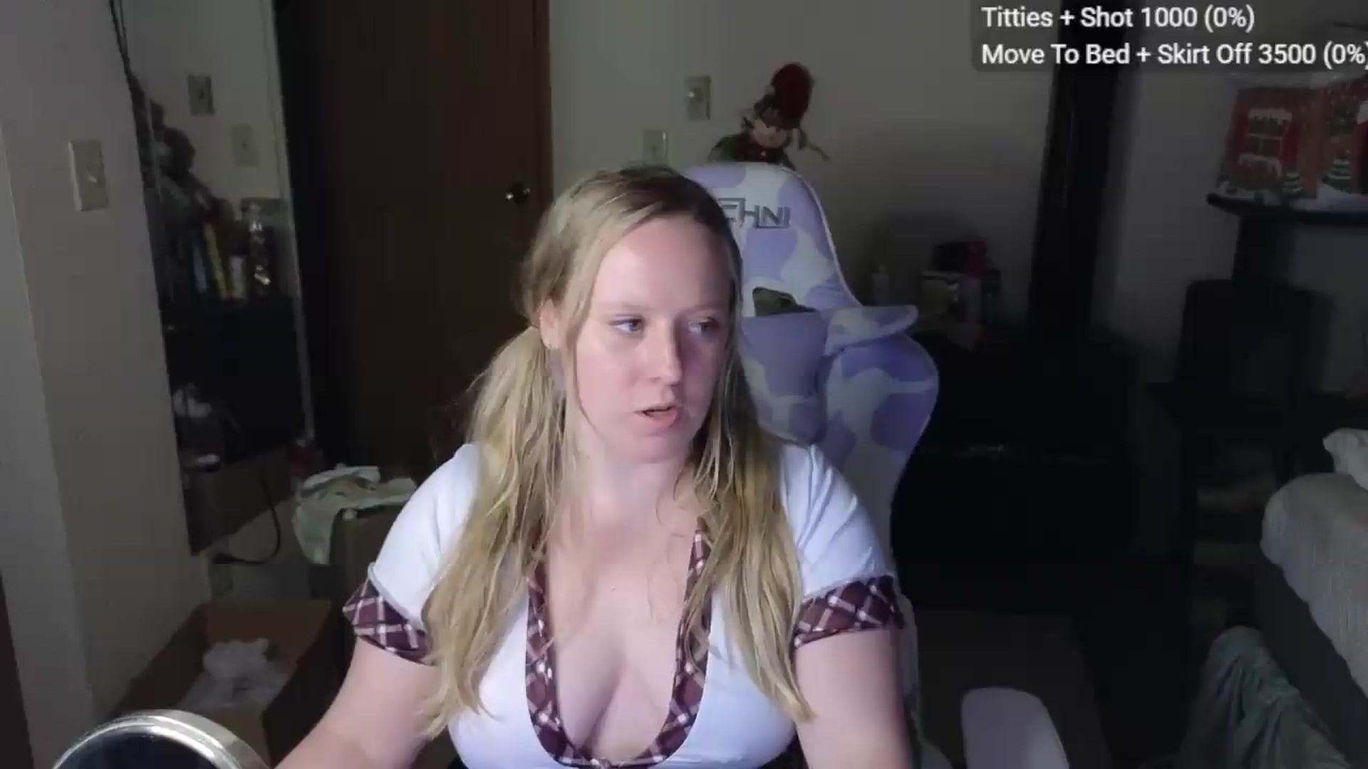 Gallery image thumbnail from YummyDuchass's myfreecams stream on, 07/24/2026, 06:27 image 11 of 20