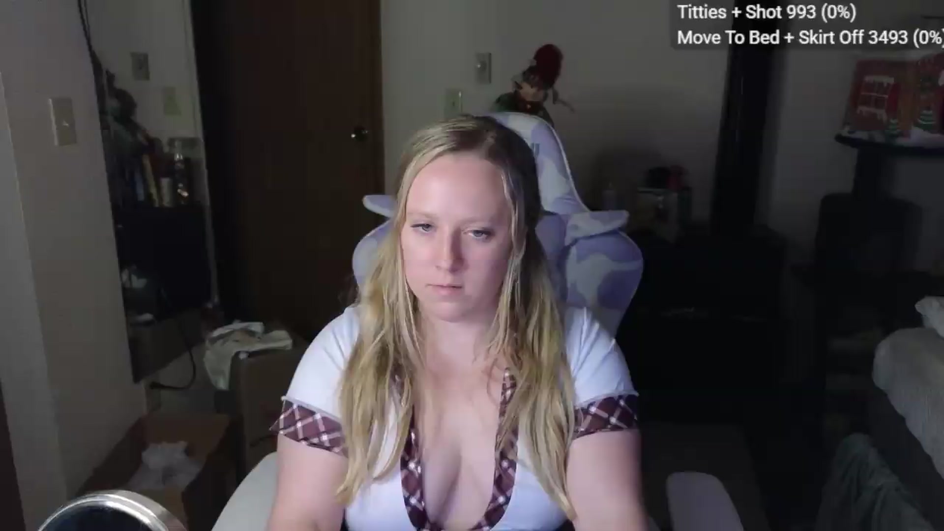 Gallery image thumbnail from YummyDuchass's myfreecams stream on, 07/24/2026, 06:27 image 12 of 20
